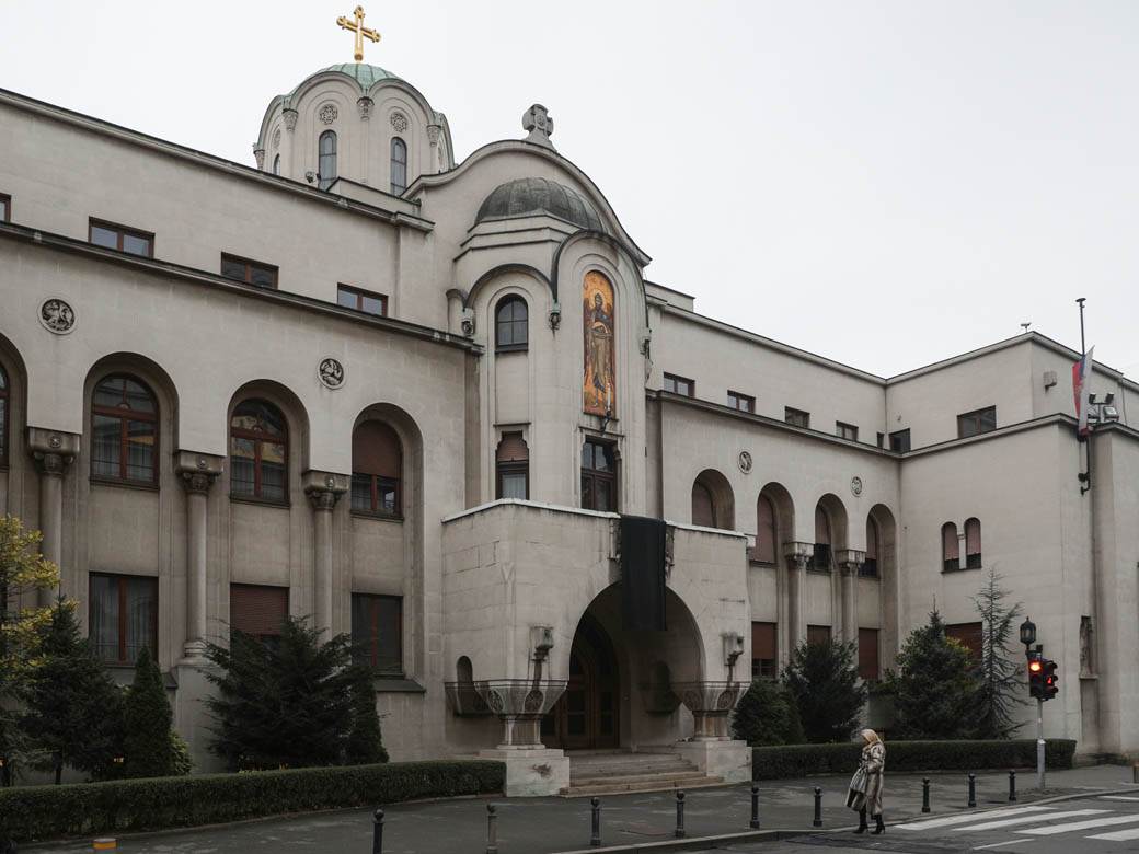 SPC demantovala da se patrijarh Porfirije sastao sa Šmitom SPC demantovala da se patrijarh Porfirije sastao sa Šmitom