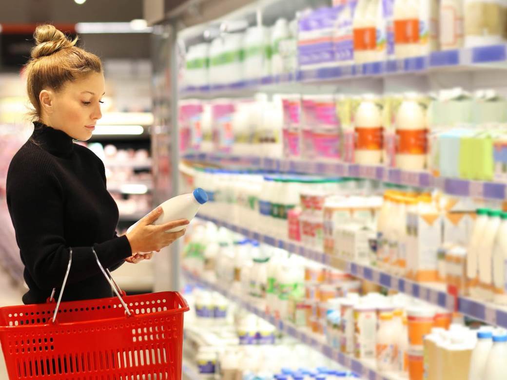  Dobro pogledajte etiketu kada kupujete jogurt: Ako pronađete ove sastojke, ne kupujte ga ni slučajno! 