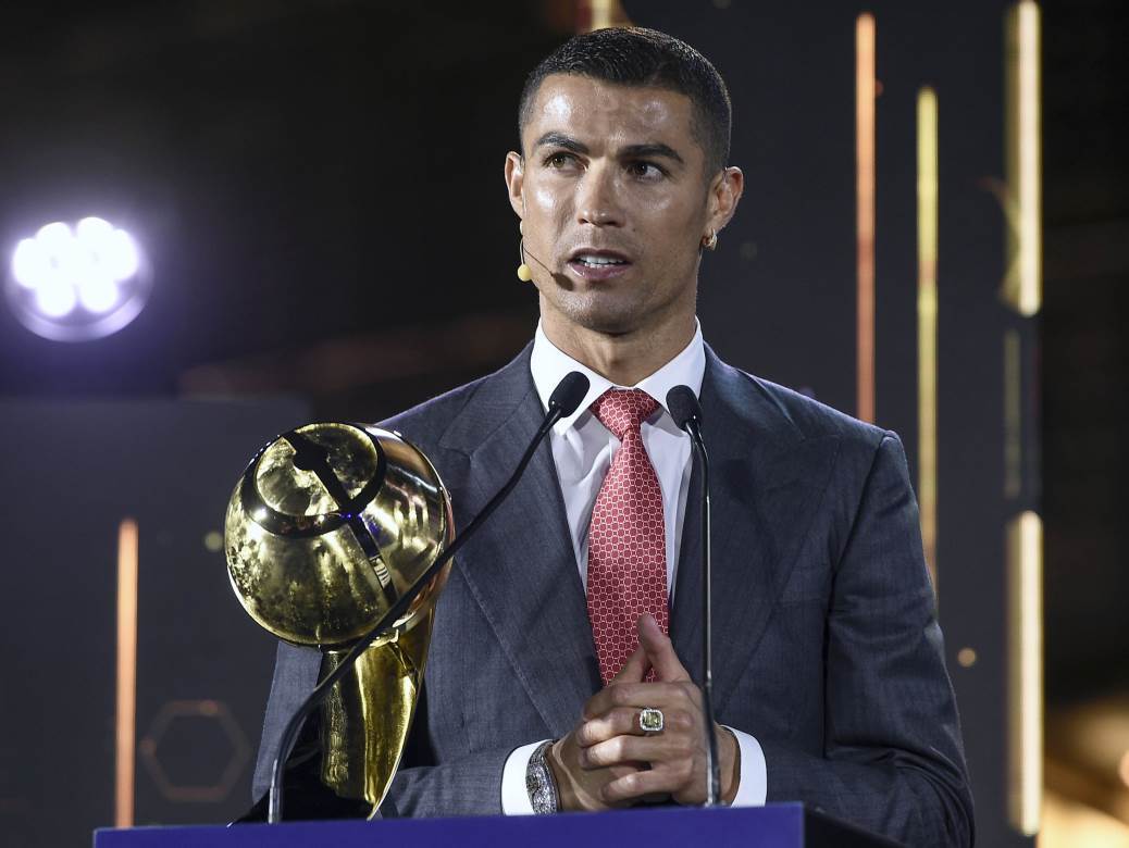  Kristijano Ronaldo iz Dubaija poslao posebnu poruku: Prijatelju, čestitam ti! 