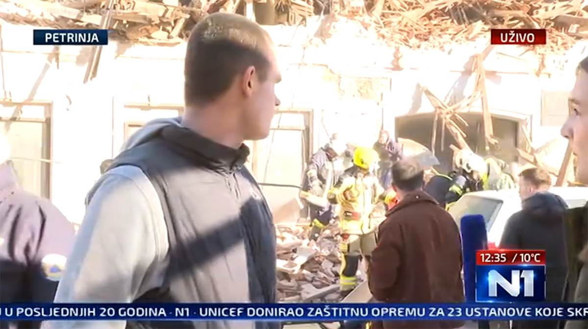  Petrinja devastirana: Puno ruševina, poginula djevojčica (FOTO, VIDEO) 