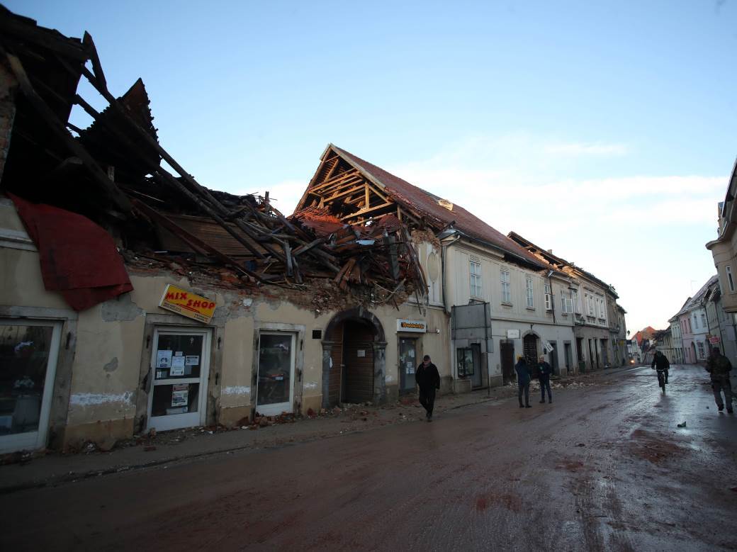  Jutrošnji zemljotres izazvao novu štetu na već razrušenim objektima 