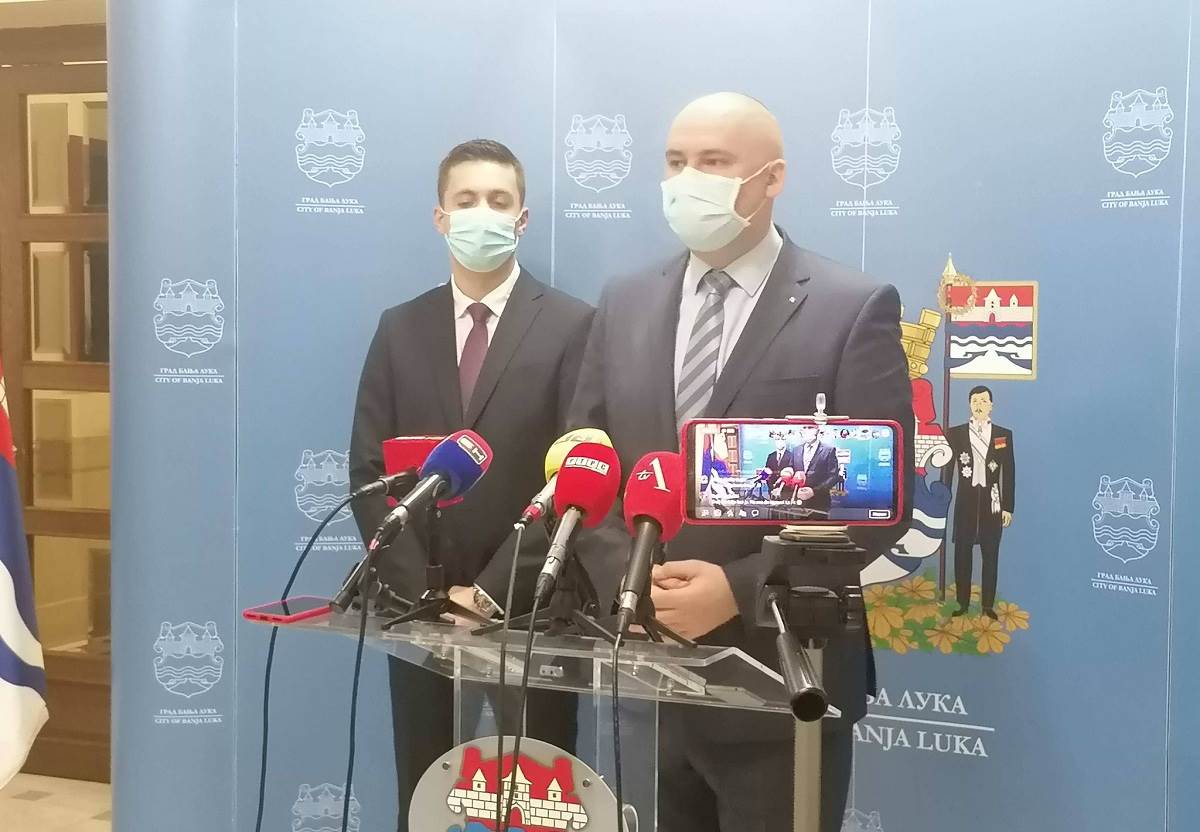  Topić: Gradonačelnik se ponaša kao dijete kada mu uzmu igračku 