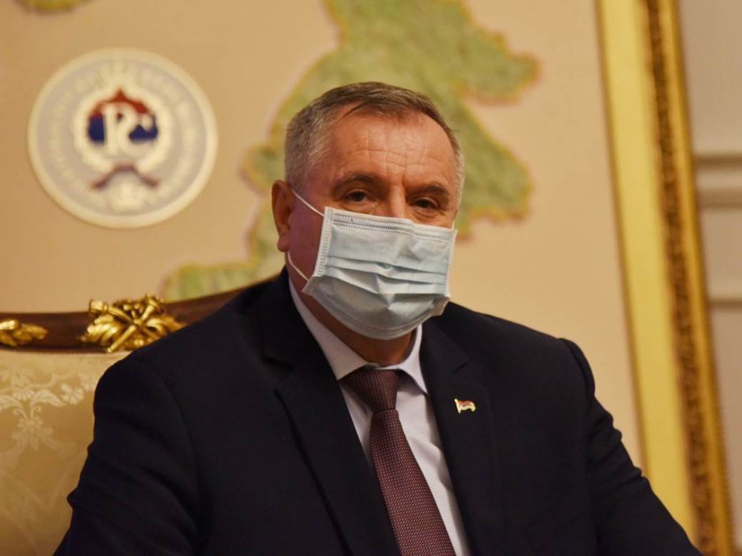  Višković: Pojedini doživjeli kao da je pandemija gotovo došla do kraja, nije 
