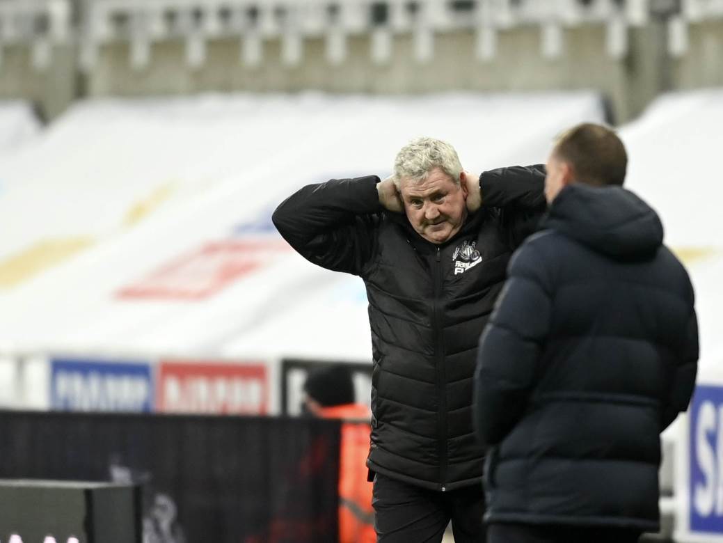  "Nije moralno da sada igramo fudbal": Hajde da prekinemo Premijer ligu! 