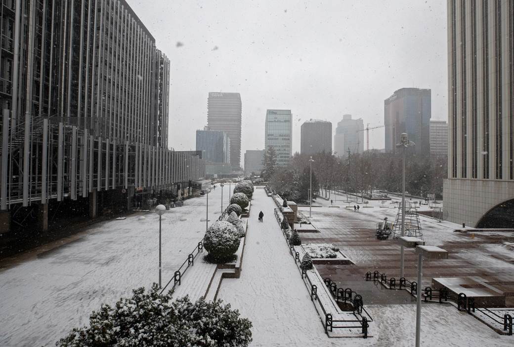  Snježna oluja okovala Španiju, kolaps širom zemlje, pomaže i vojska (VIDEO) 
