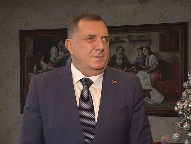  Dodik: Preduzećemo mjere kako bi bio prekinut rast broja zaraženih 