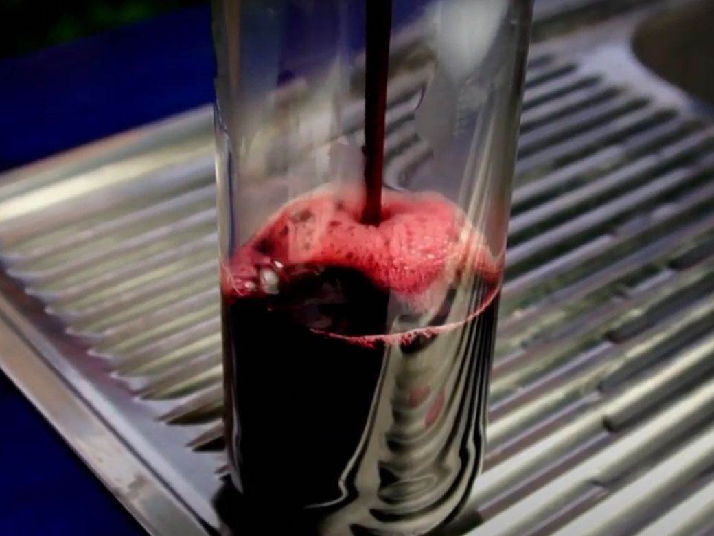  Neočekivani "lijek" za probleme sa nesanicom - svaka kuća ga ima! Dovoljne su samo 2 čaše i spavaćete kao beba! 