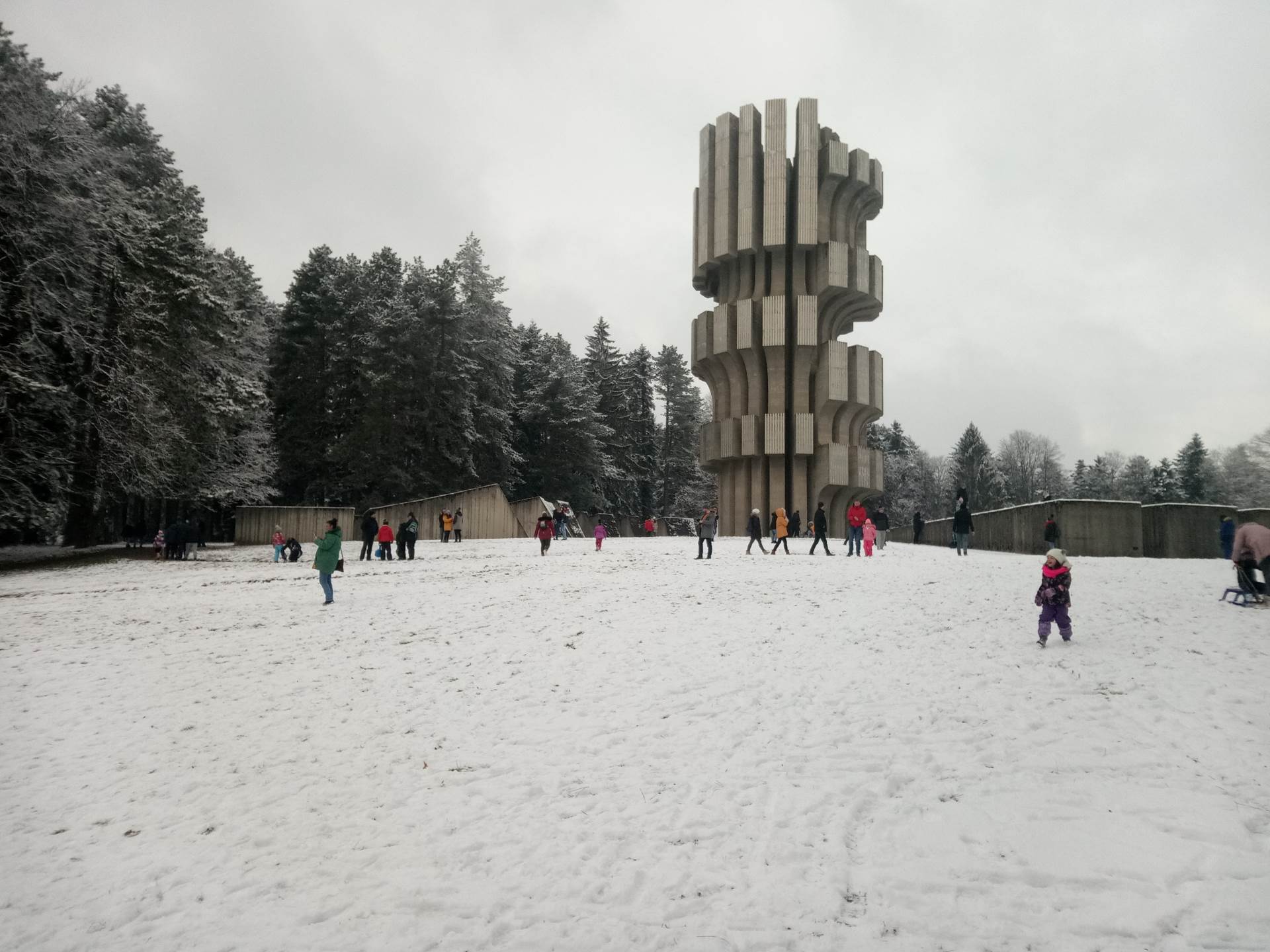  Otvaranje ski sezone na Kozari: Večerašnje skijanje je besplatno 
