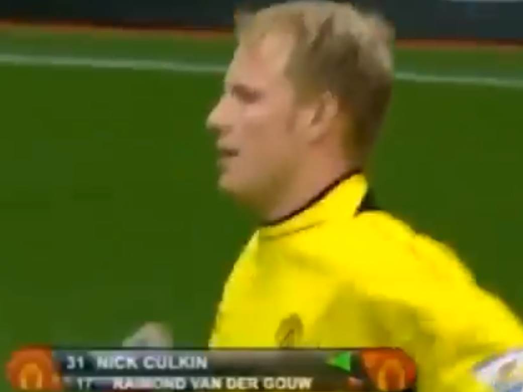  Nik Kalkin golman Junajted igrao par sekundi 