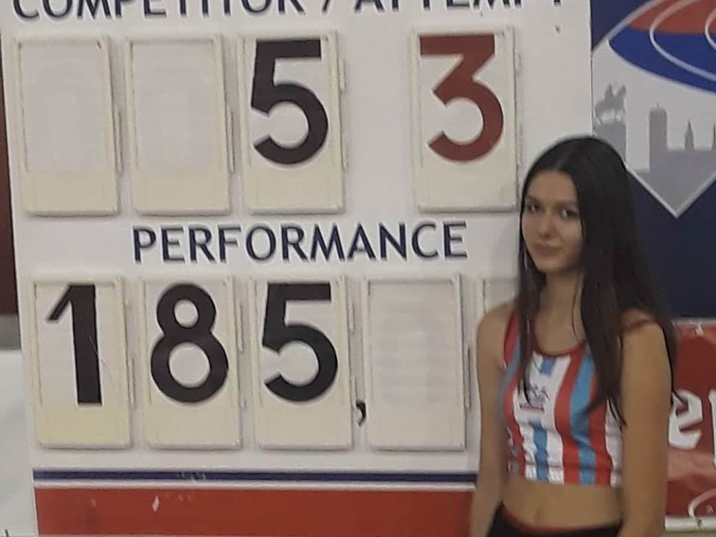  angelina-topic-cerka-dragutin-topic-skok-u-vis-prva-na-svetu 