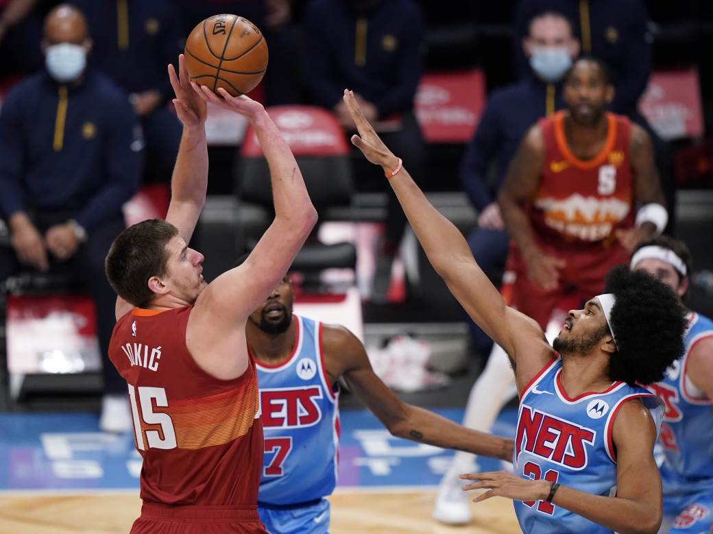  Nikola  Jokić sve bliži kvadrupl-dablu 23 poena, 11 asistencija, osam skokova sedam ukradenih lopti 