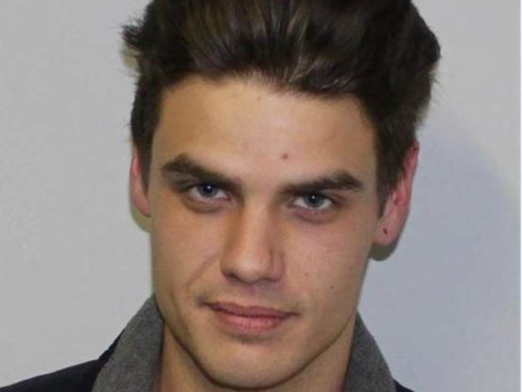  Haos na društvenim mrežama zbog zgodnog kriminalca: Traže ga i policija i milioni žena! (FOTO) 