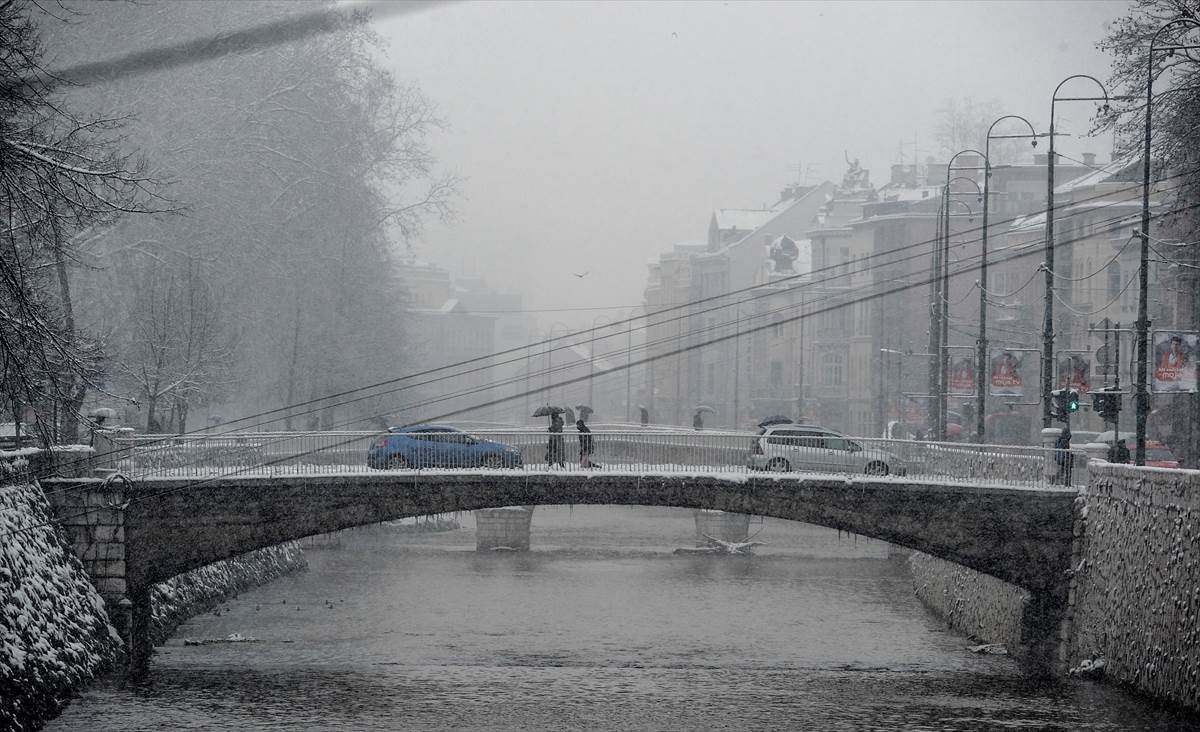  Sarajevo: Nema ublažavanja aktuelnih epidemioloških mjera 