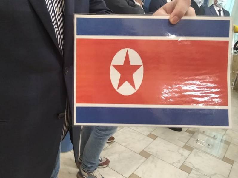  SNSD donio zastavu u Gradsku upravu: Stanivukovićevu vlast uporedili sa Sjevernom Korejom! 