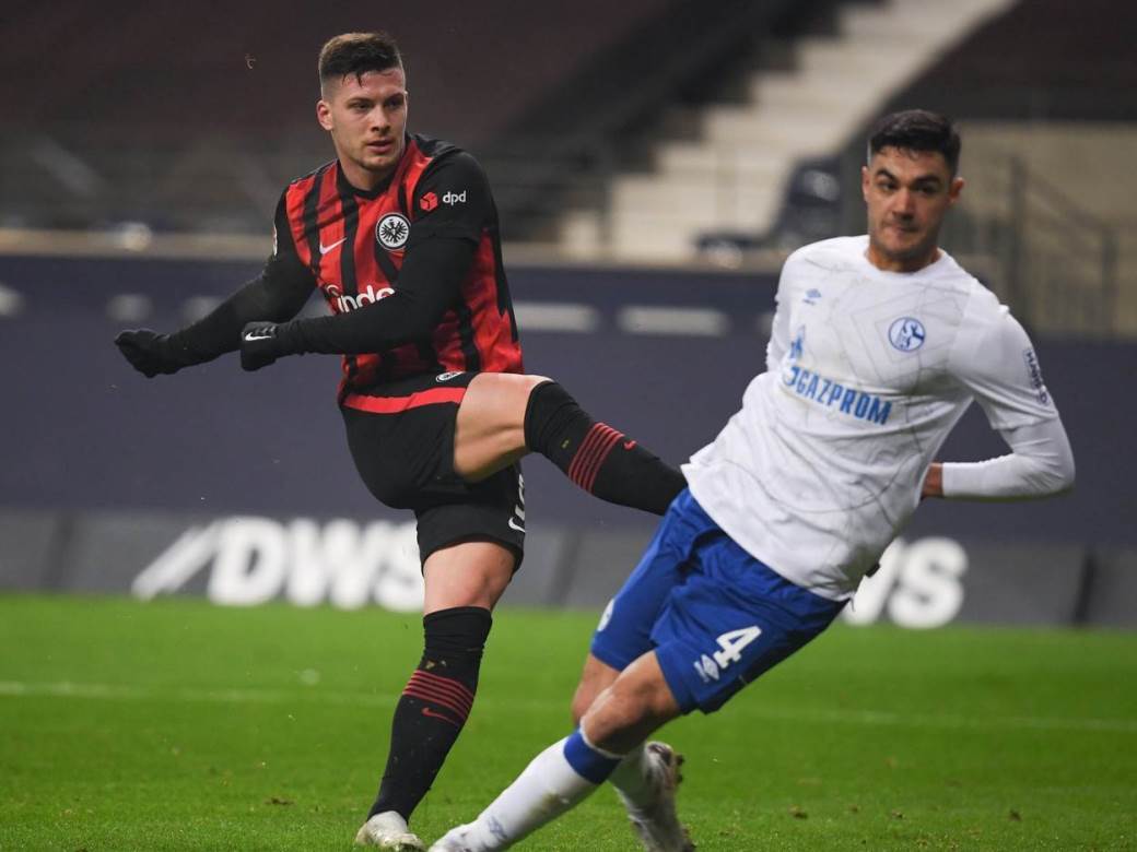  luka-jovic-ajntraht-frankfurt-transfer-karijera 