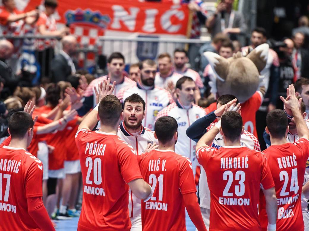  srpski-rukometasi-piju-i-bance-u-beogradu-bozidar-jovic-hrvatski-rukometas 