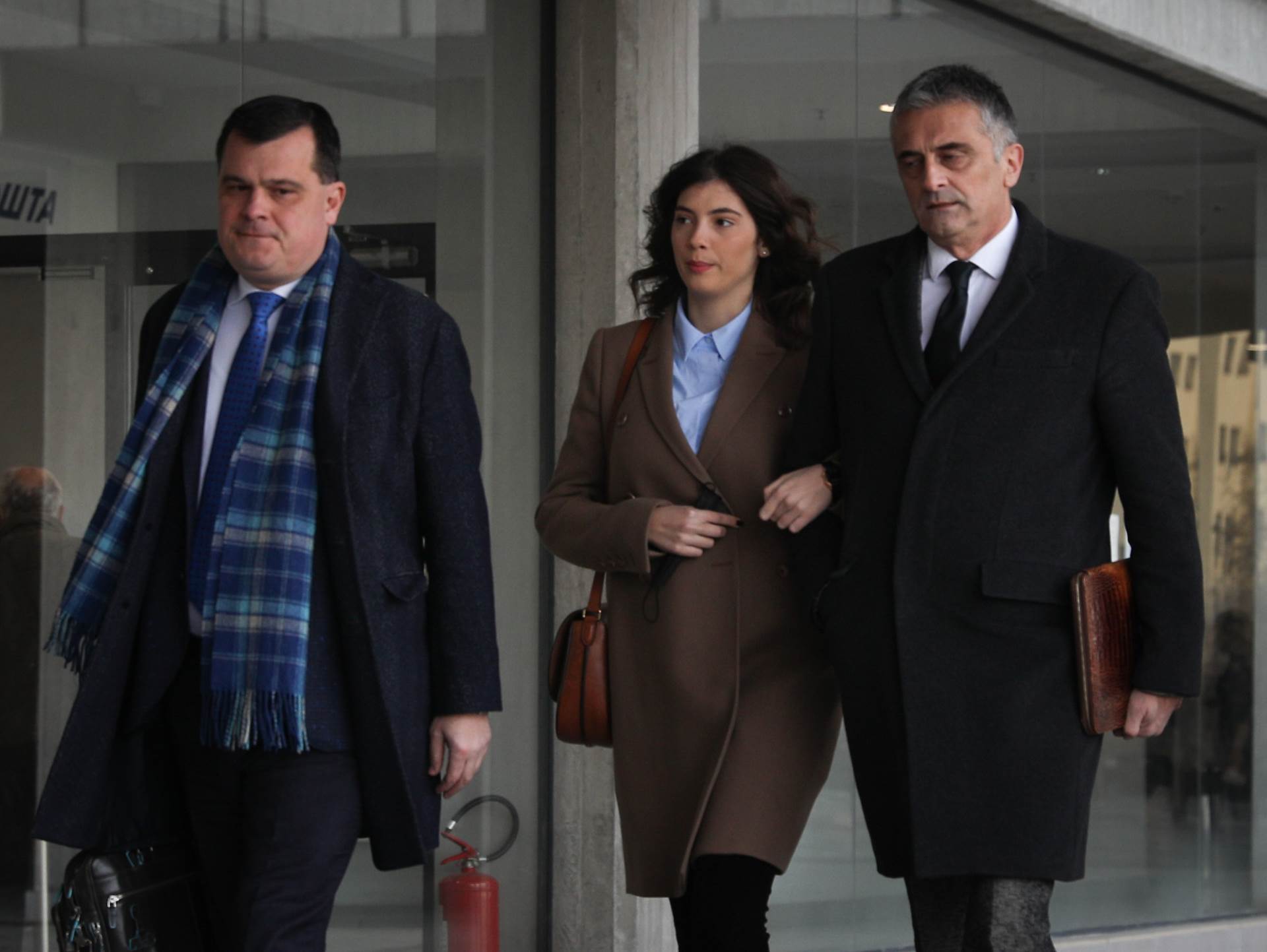  Iva Ilinčić 4 sata davala iskaz: Mlada srpska glumica o Mikinom zlostavljanju! 