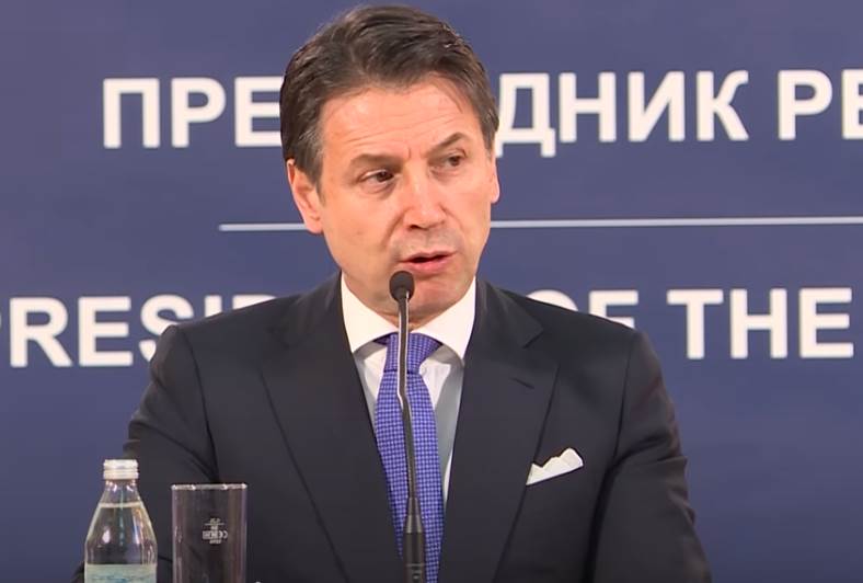  Pala vlada Italije! Premijer Đuzepe Konte podnio ostavku 