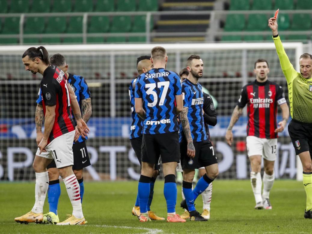  Inter Milan Ibrahimović Kolarov crveni karton 