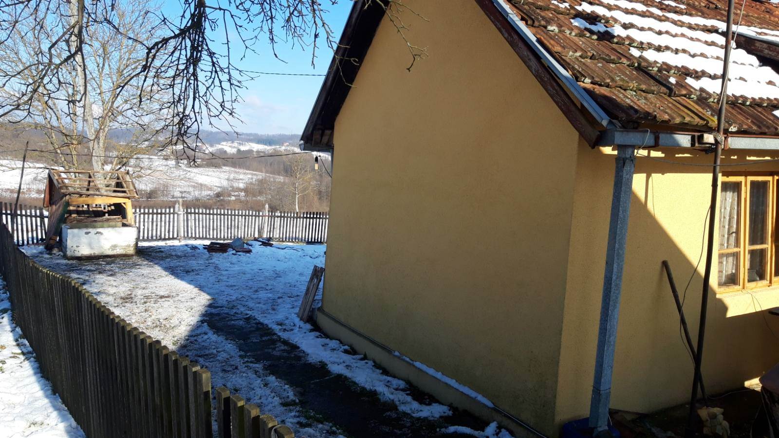  Užas kod Laktaša: Tijelo starijeg muškarca pronađeno u bunaru, uhapšen osumnjičeni za ubistvo 