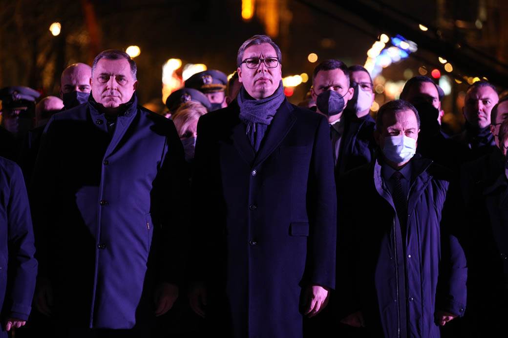  Opozicija u Srpskoj kaže da je Dodik napao Vučića 