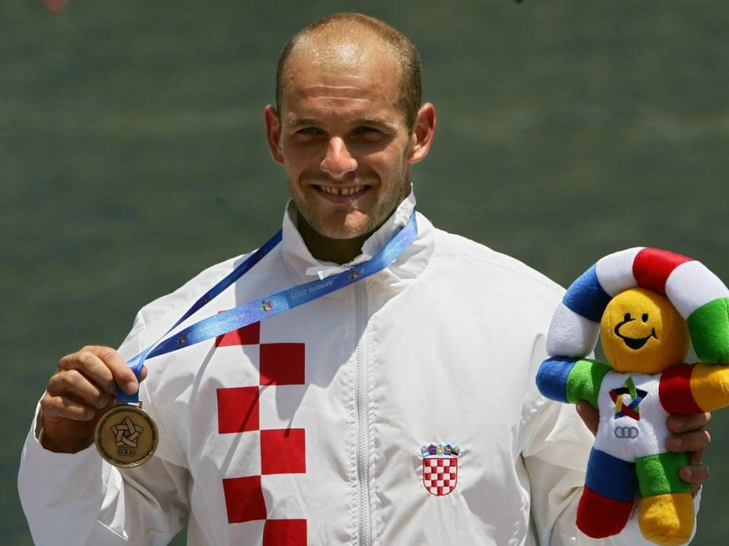  stjepan-janic-sportska-penzija-srbija-od-2004-kajakas-hrvatska-120-hiljada-dinara-natasa-janic 
