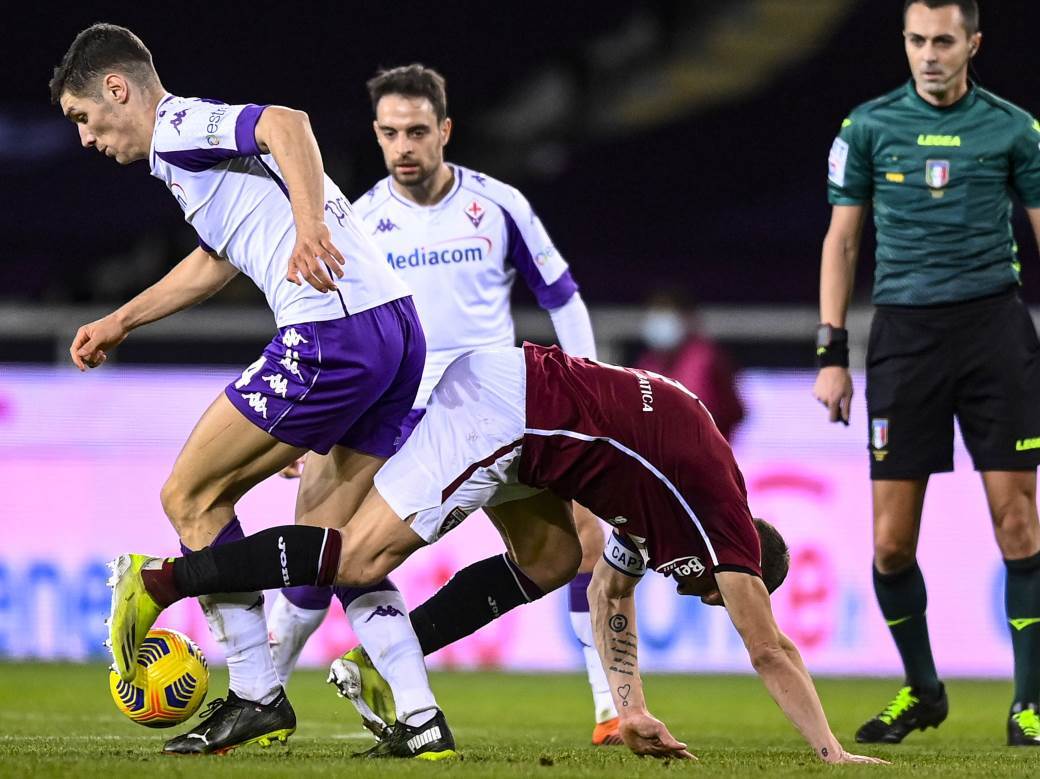  Torino - Fiorentina 1:1 Serija A 20. kolo Nikola Milenković crveni karton, Vlahoviću poništen gol 