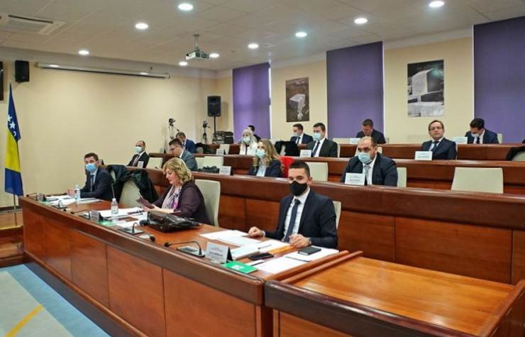  Sjednica Gradskog vijeća prekinuta, vijećnici Koalicije za Mostar napustili zasjedanje 