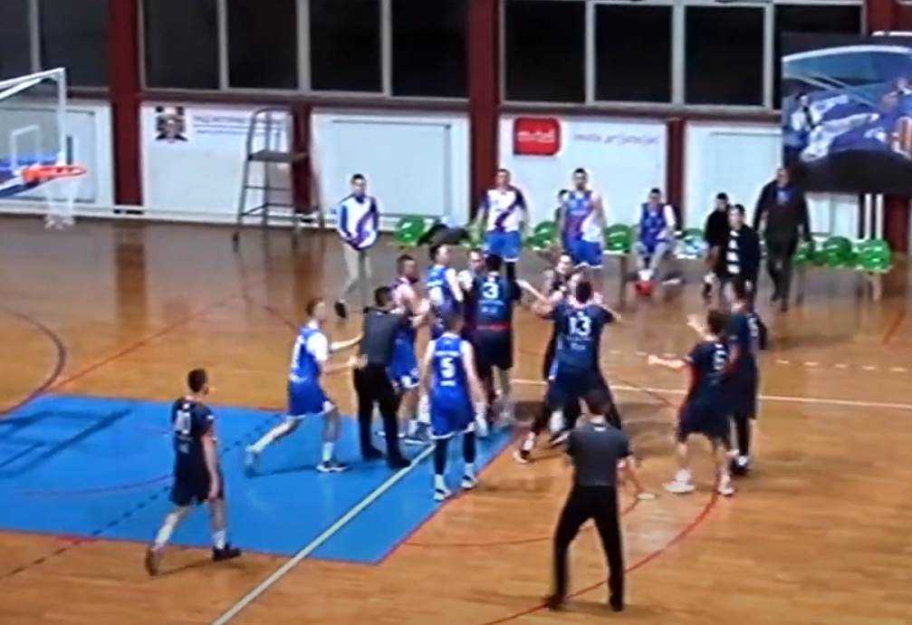  Košarka Prva liga RS Sokolac Sutjeska tuča 