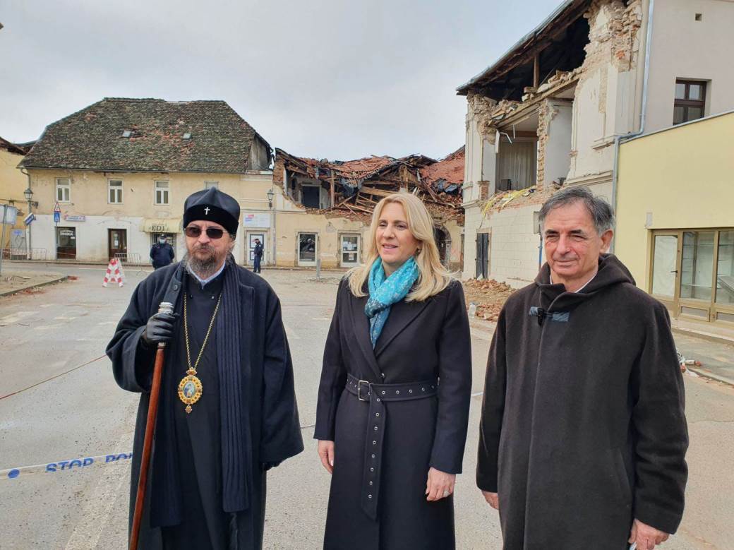  Željka Cvijanović u Petrinji: Možete računati na našu pomoć 