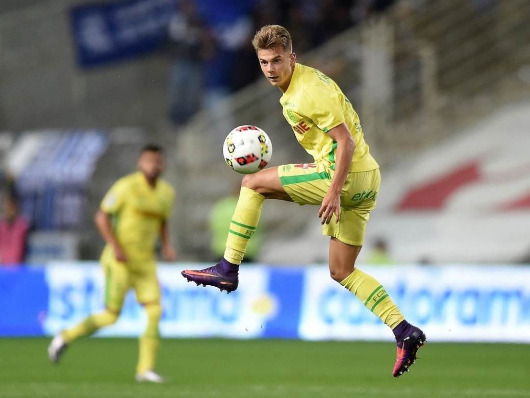  Aleksandar Kačaniklić prelazi u Hajduk Split 