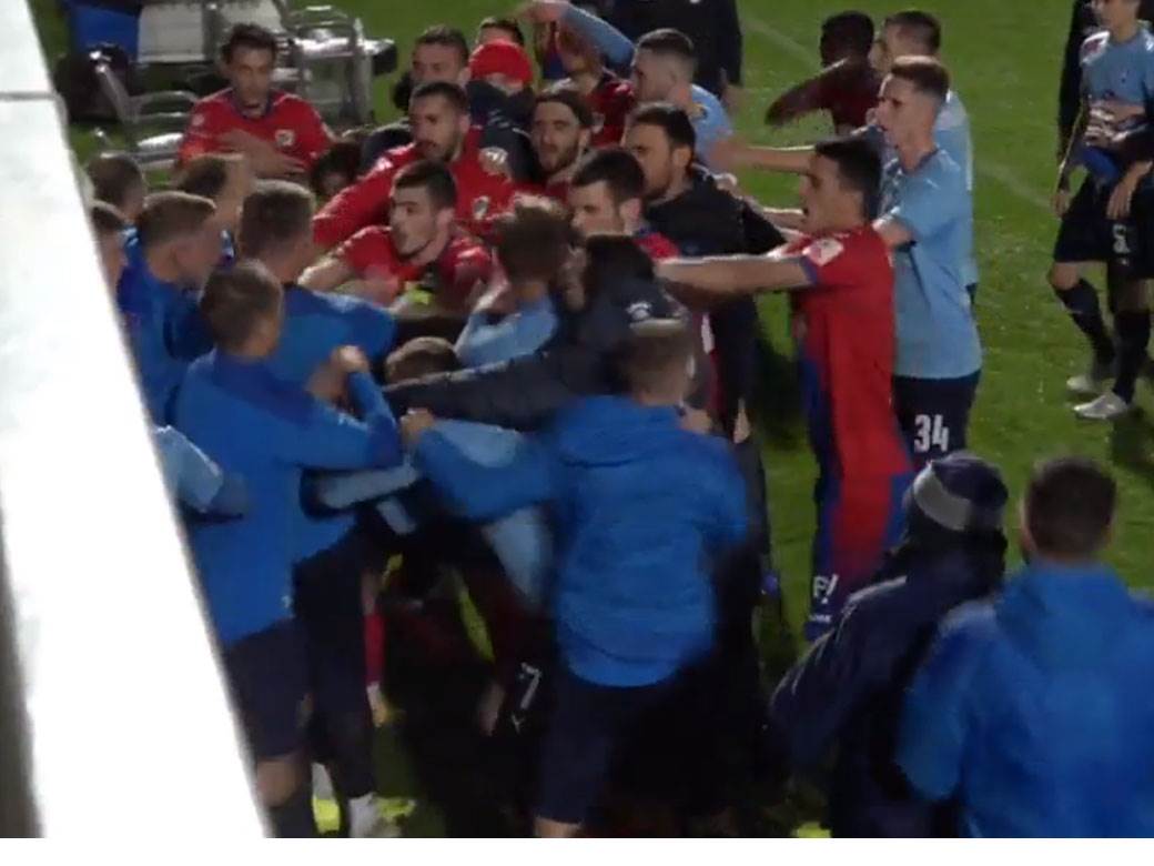  MONDO U ANTALIJI Borac - Krila Sovjetov tuča prekid Foto VIDEO 