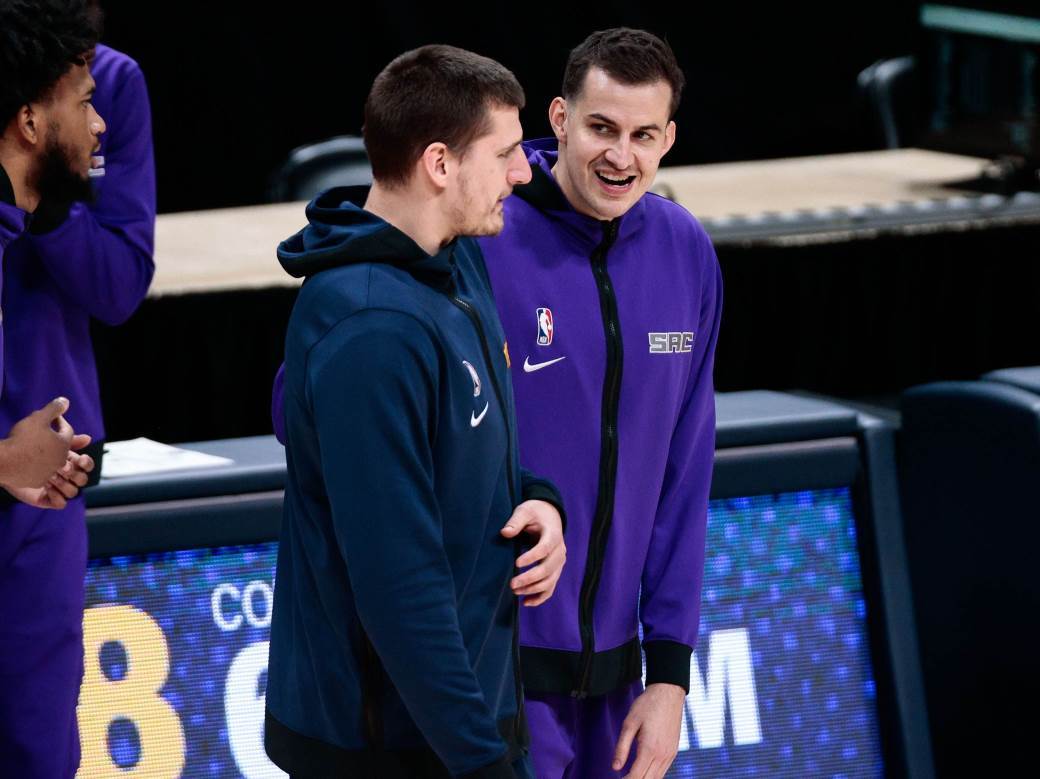 NBA liga Nemanja Bjelica Sakramento Filadelfija trejd 