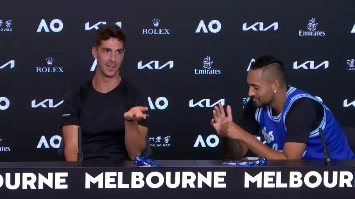  novak-djokovic-folira-povredu-tanasi-kokinakis-nik-kirjos-australijan-open-tviter 