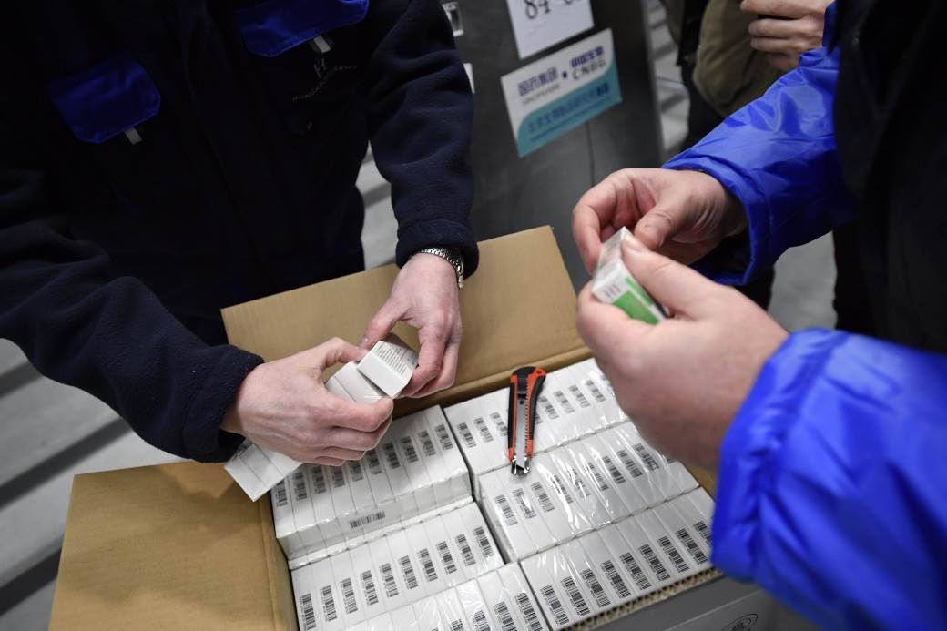  Zaradili tri miliona dolara na lažnim vakcinama! Pala velika kriminalna banda - podvaljivali fiziološki rastvor! 