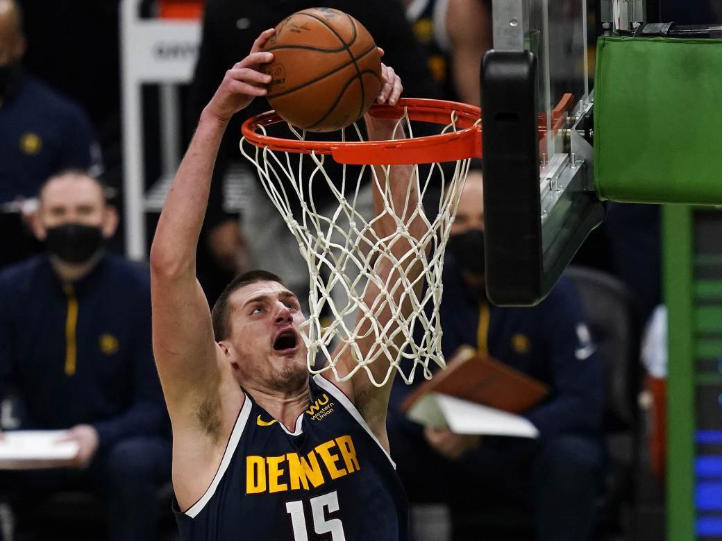  Nikola Jokić 43 poena poraz Denvera 