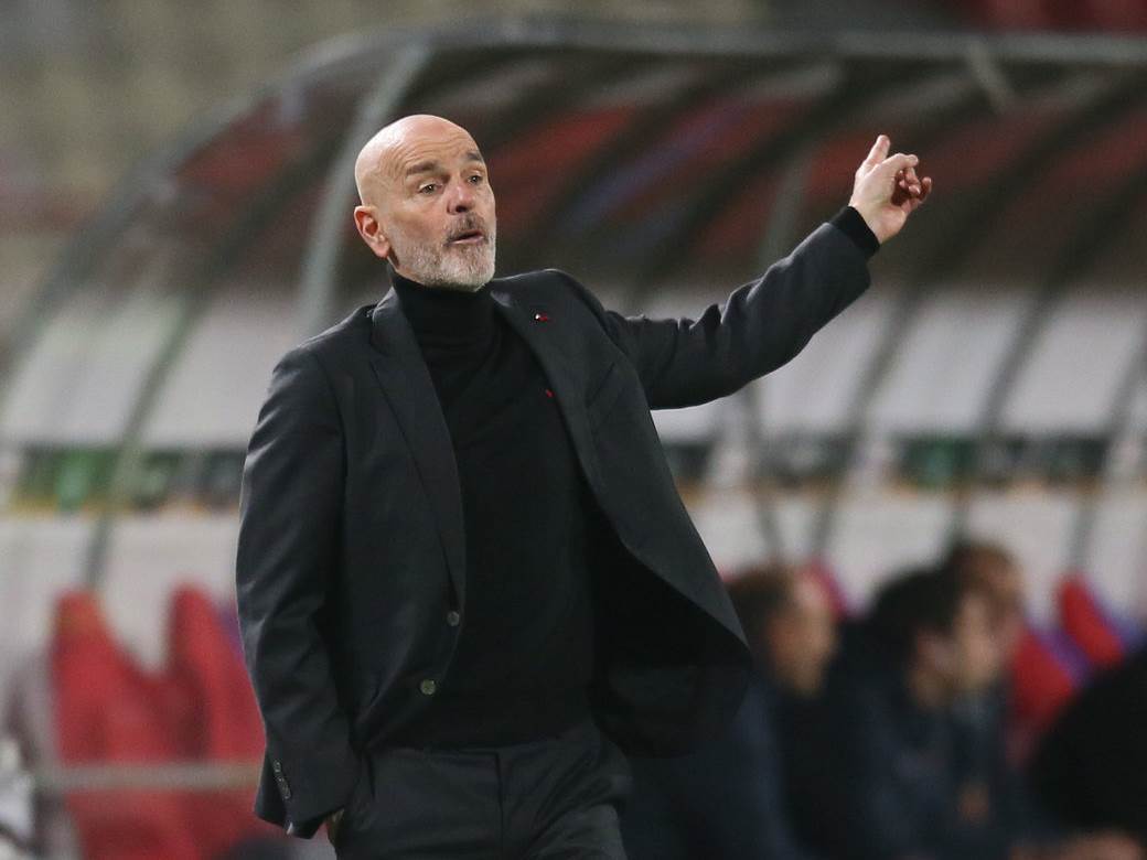  Stefano Pioli produžio ugovor s Milanom do 2023. 