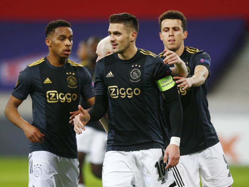  dusan-tadic-zaustavila-ga-policija-fotografija-reprezentacija-srbije-ajaks 