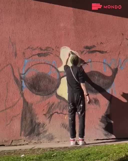  Deni nastavio tradiciju: Balaševićev mural u Doboju (VIDEO) 