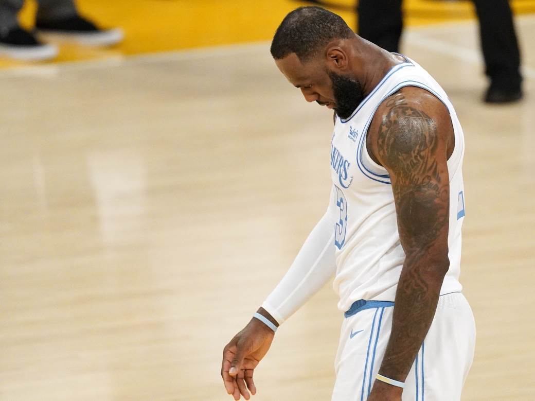  Noć koju će Deni Avdija dugo pamtiti - srušio je Lebrona: Dvije trojke u drami, pa odbrana na Džejms 