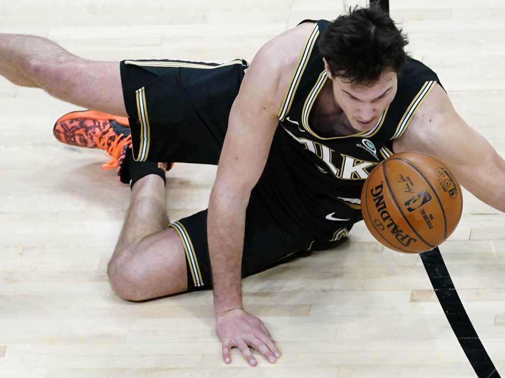  NBA  Atlanta 127-112 Danilo Galinari 38 poena 