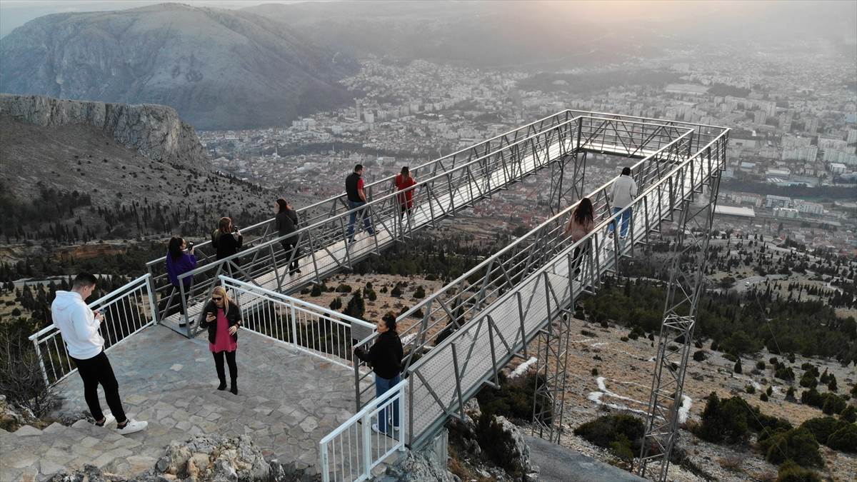  Nova turistička atrakcija u Mostaru: Vidikovac na brdu Fortica, za nezaboravan zalazak sunca (FOTO, VIDEO) 
