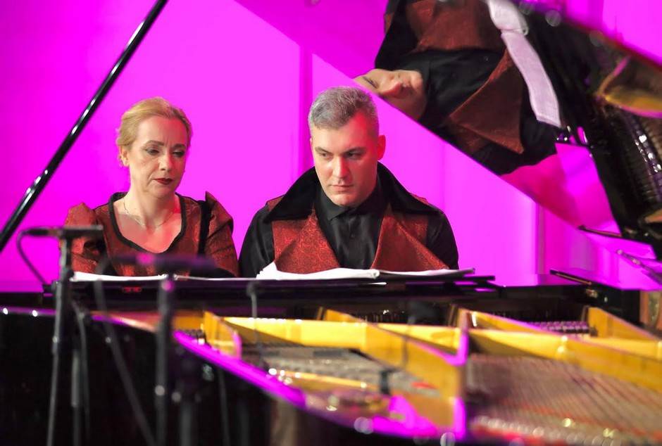  Održan koncert klavirskog dua "The Wolves" u Banjaluci 