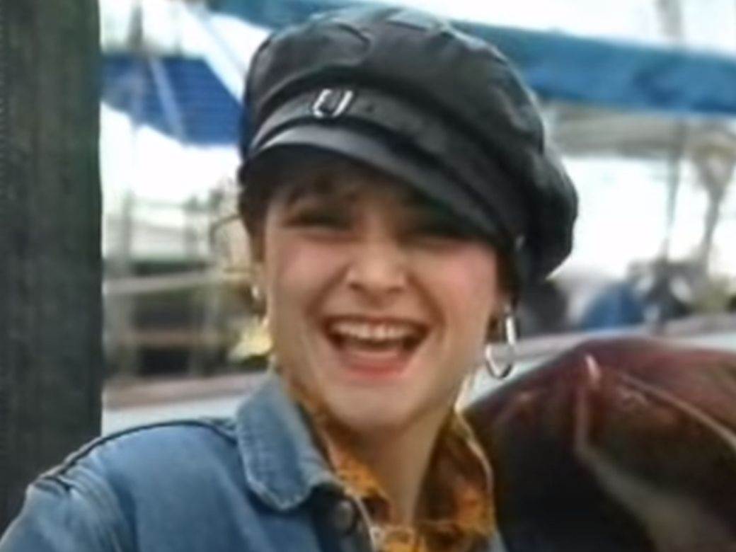  Obožavala ju je Jugoslavija, bila je prva pjevačic "Magazin": Pogledajte kako danas izgleda Ljiljana Nikolovska! (FOTO) 