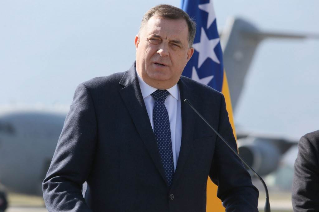  Dodik: Odluka o ''kovid-pasošu'' je diskriminatorska 