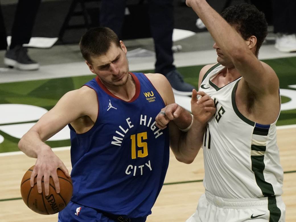  Nikola Jokić 50. tripl dabl u NBA karijeri  MILVOKI BAKS - DENVER NAGETS 97:128 