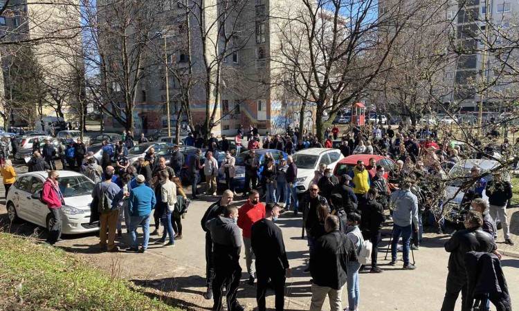  Uprkos protestima ugostitelja: Mjere u Tuzlanskom kantonu ostaju na snazi 