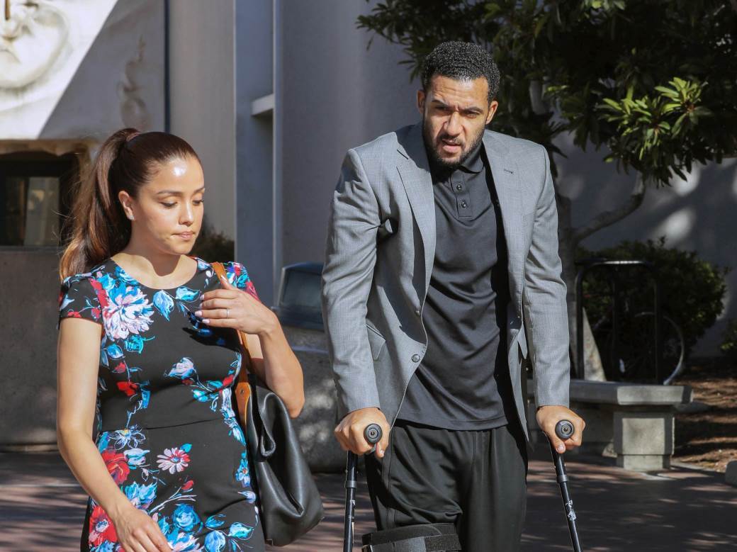  kelen-vinslou-nfl-igrac-silovanje-14-godina-zatvora-kazna-pet-silovanih-zena 