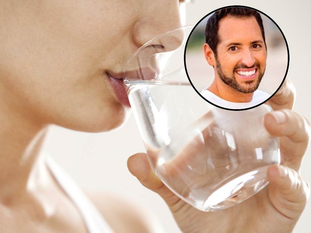  Ako pijete 8 čaša vode, pravite veliku grešku! Nutricionista objasnio: Pravilo ne važi ako želite da smršate 