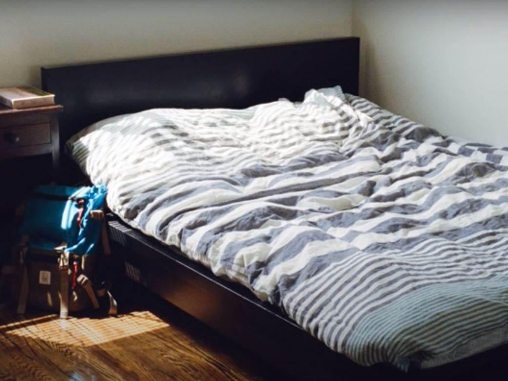  Svi drže stvari ispod kreveta, a to je velika greška: Bezazlena navika vam uništava vezu i podiže stres 